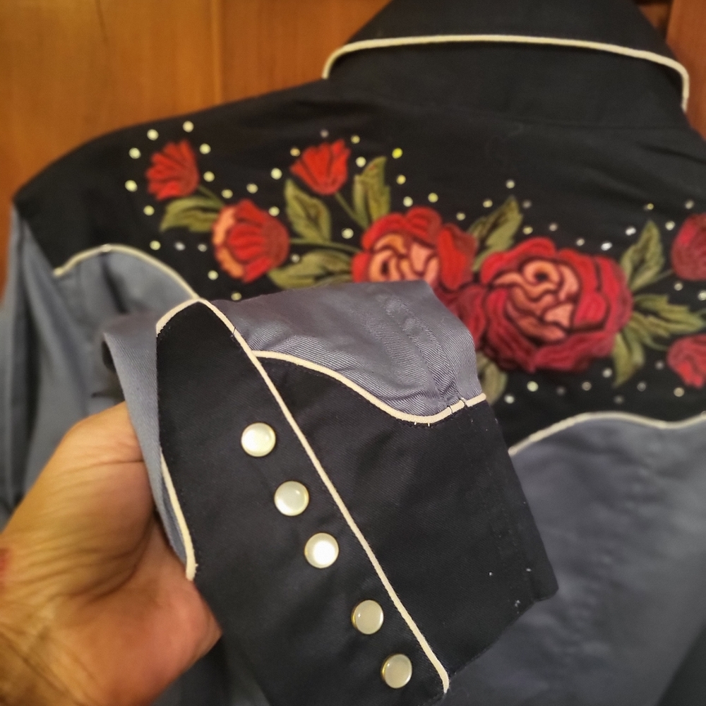 Bundle both western shirts
